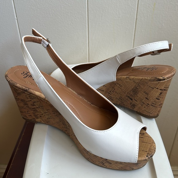 Style & Co Wedges - Picture 3 of 3